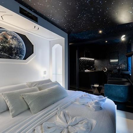 Appartamento Galaxy La Tete Dans Les Etoiles Riom Esterno foto
